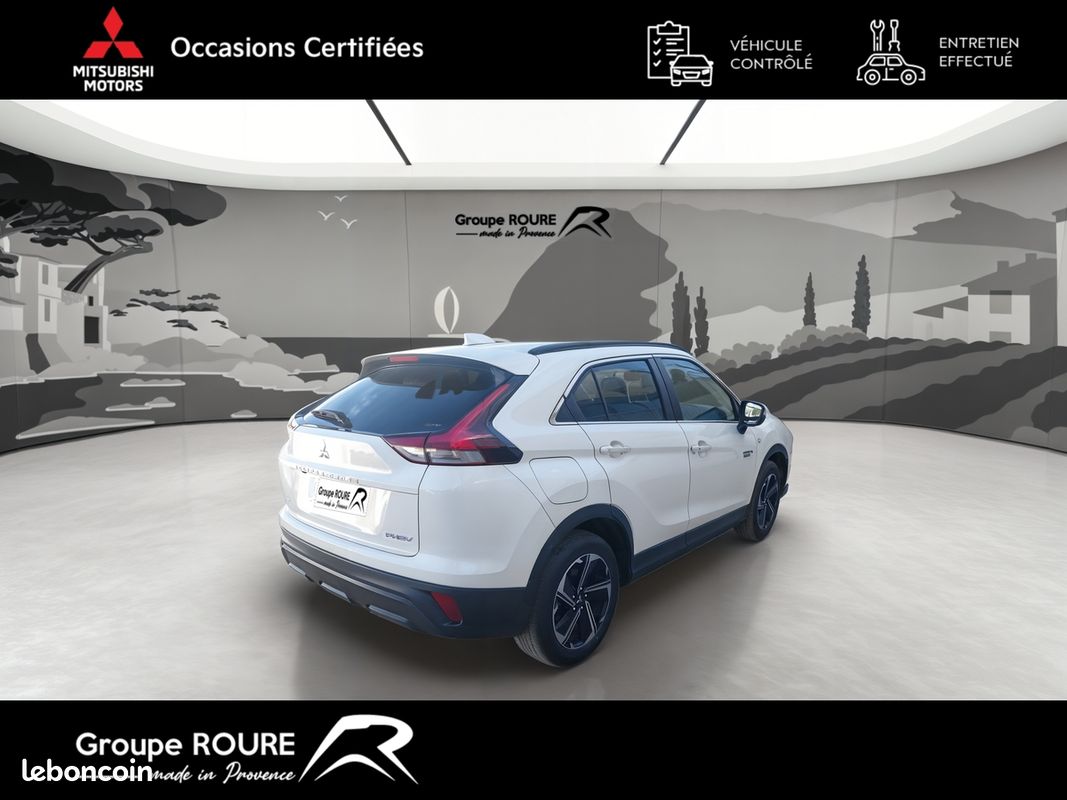 MITSUBISHI Eclipse Cross 2.4 MIVEC PHEV Twin Motor 4WD Invite (image 5)