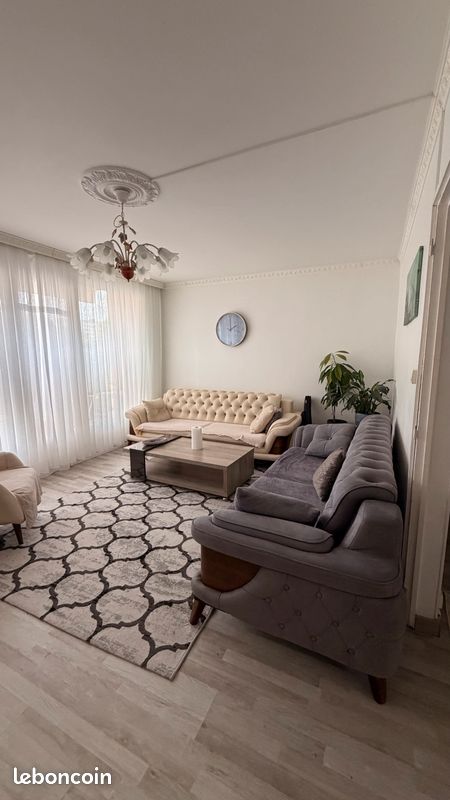 Appartement 5 pièces 96 m² · à Saint-Étienne-du-Rouvray · 96 m² · 90 000 €