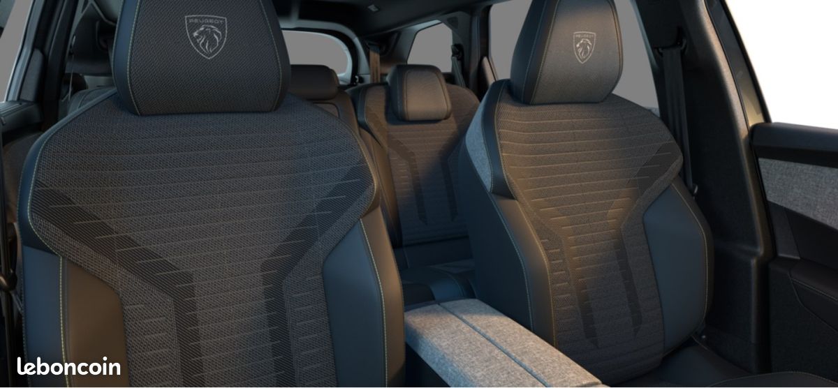 Peugeot 5008 (3) 1.2 HYBRID 145 E-DCS6 GT (image 9)