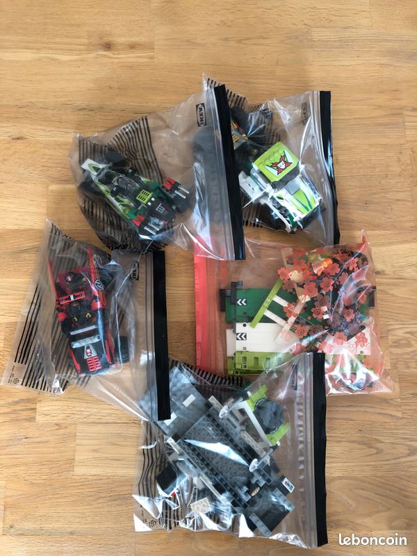 Lego World racers 8864 complet-TBE (image 3)
