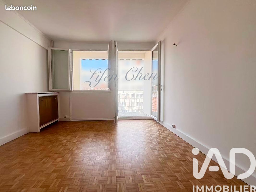 Appartement 2 pièces 44 m² · à Paris · 44 m² · 457 000 €