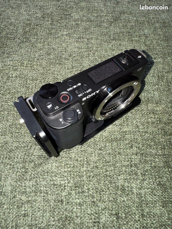 Sony ZV E-10 boitier nu + Accessoires (image 2)