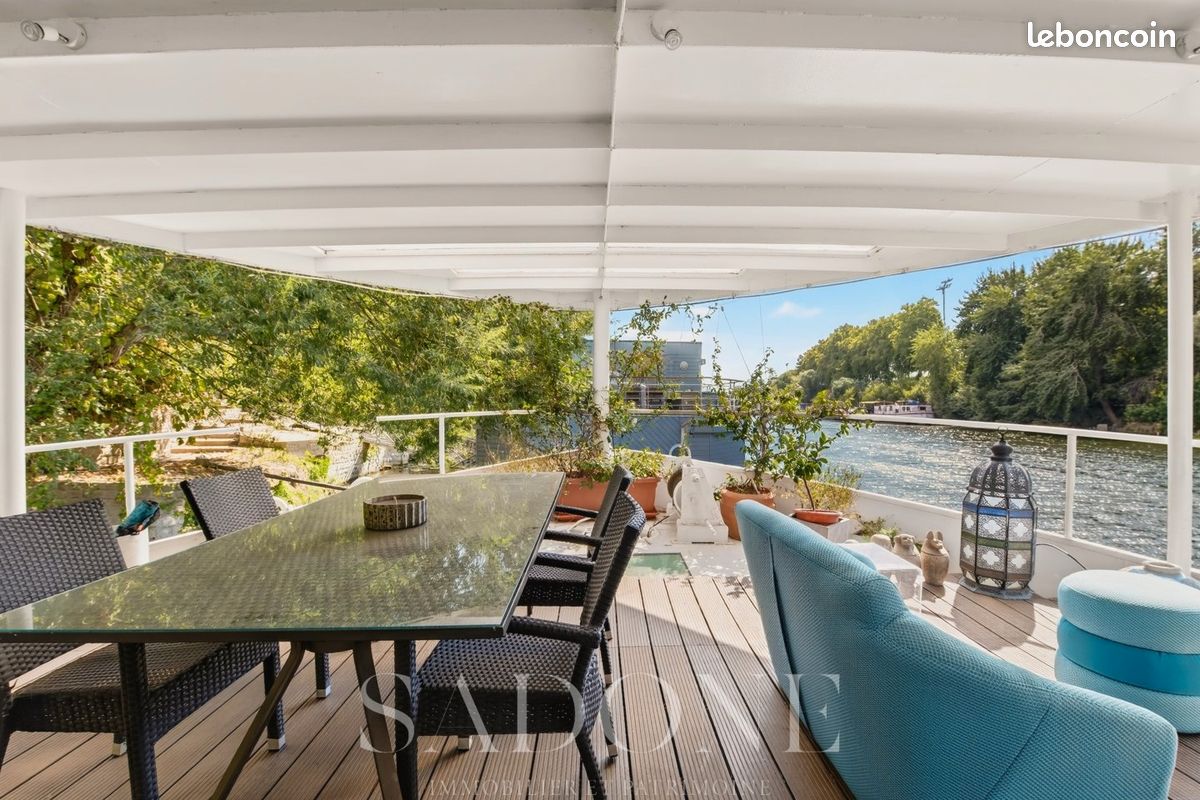 Maison 8 pièces 250 m² · à Neuilly-sur-Seine · 250 m² · 2 700 000 €