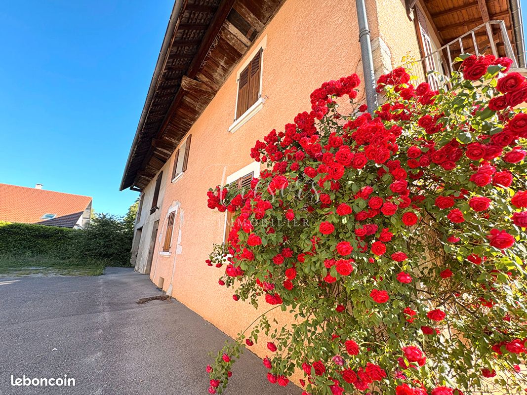 Maison 10 pièces 179 m² · à Poisy · 179 m² · 630 000 €