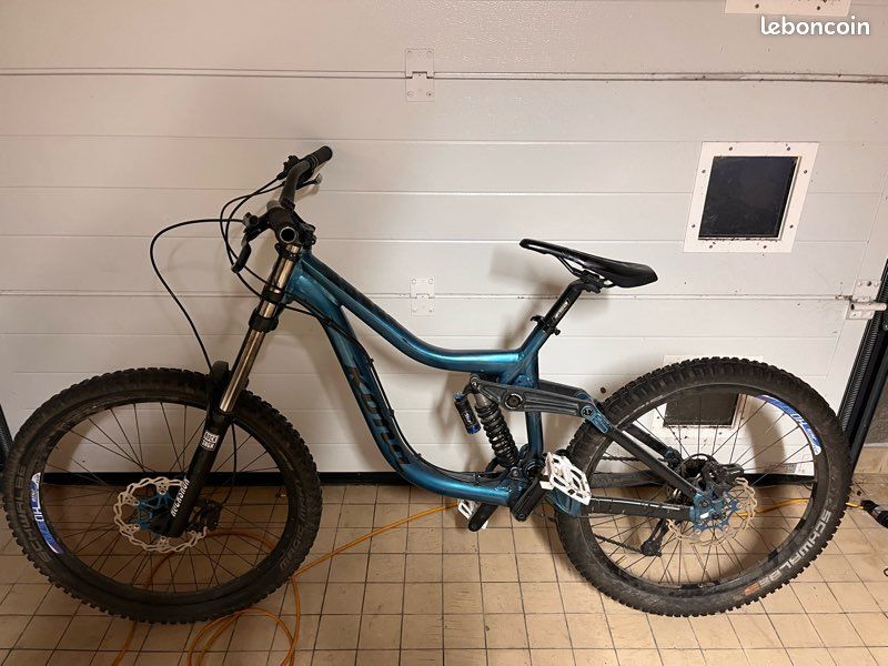 Concours Kangourou Destockage Velo De Route Carbone Borneobulletin