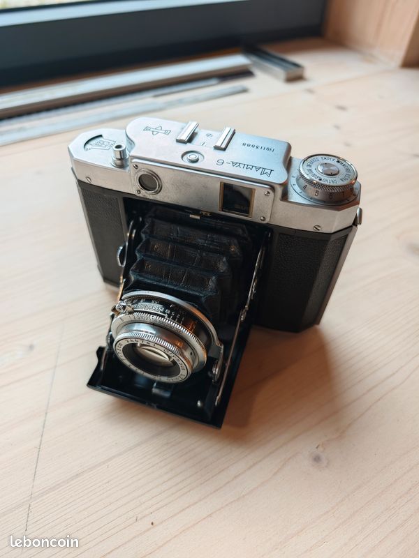 Appareil photo moyen format folding Mamiya six V x et x 4,5