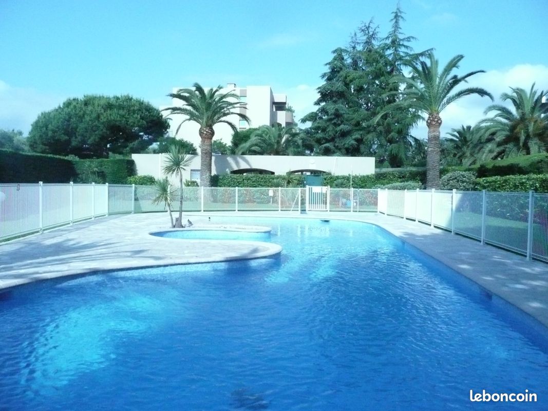 Appartement 2 pièces 30 m² · à Antibes · 30 m² · 870 €