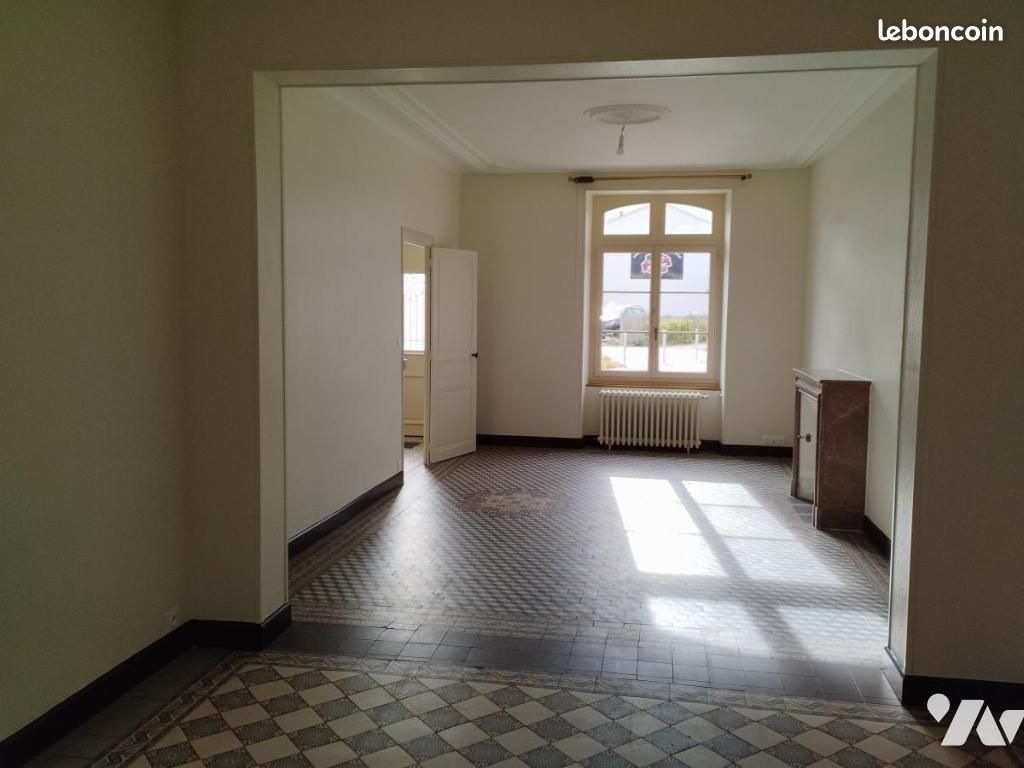 Maison 162 m² NEUVILLE SUR SARTHE (image 5)