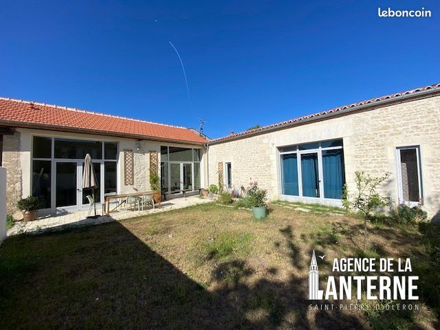 Maison 5 pièces 120 m² · à Saint-Pierre-d'Oléron · 120 m² · 438 400 €