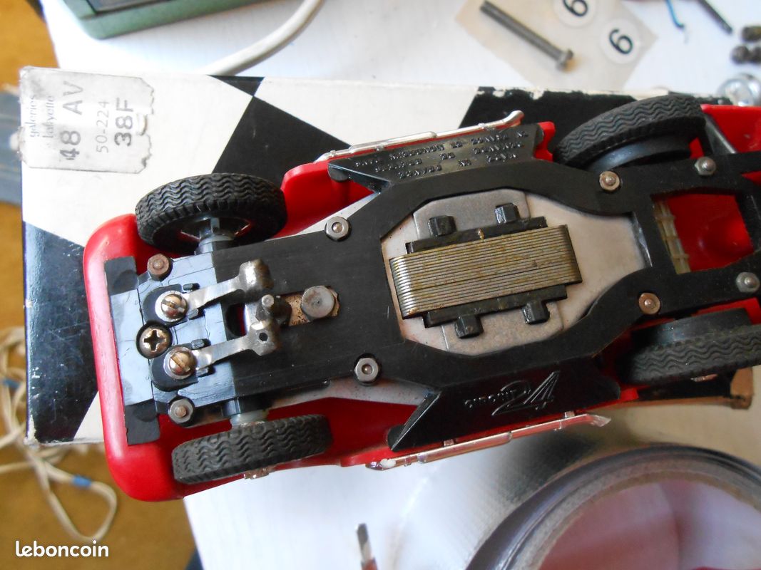 Circuit 24, Ferrari compétition avec sa boite (image 9)