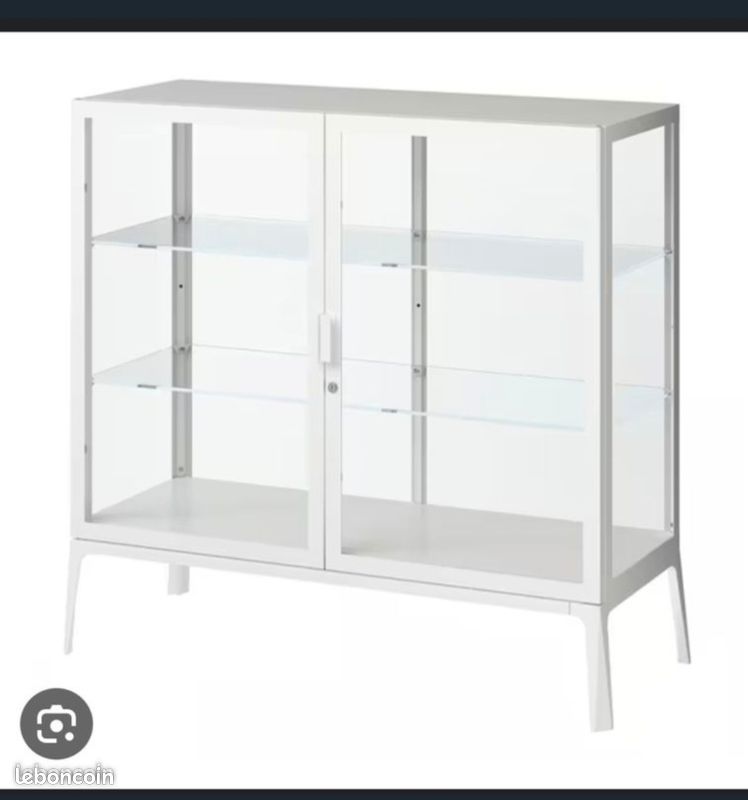 CHERCHE vitrine Ikea dans le 63 (image 3)