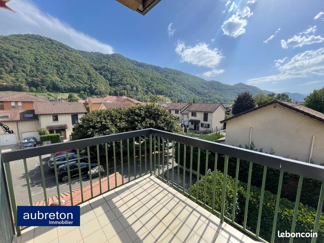 Appartement 3 pièces 81 m² · au Versoud · 81 m² · 850 €/mois