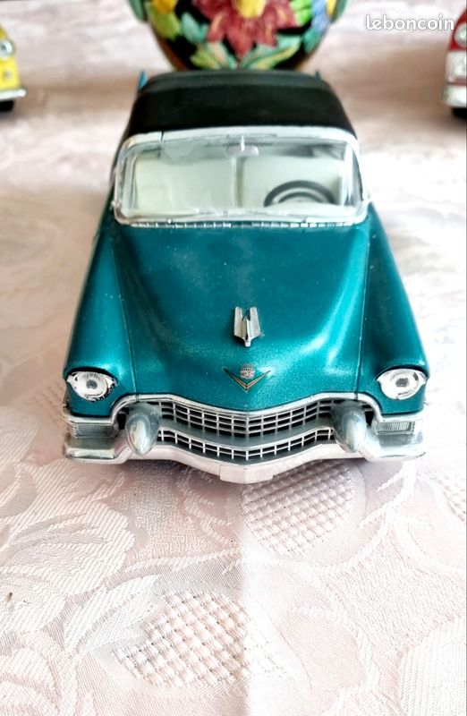 Voiture Miniature Cadillac Eldorado 1955 - Échelle 1/21,5 - Solido - Sans Boîte D'origine