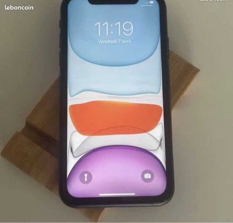 Iphone 11 promotion (image 2)