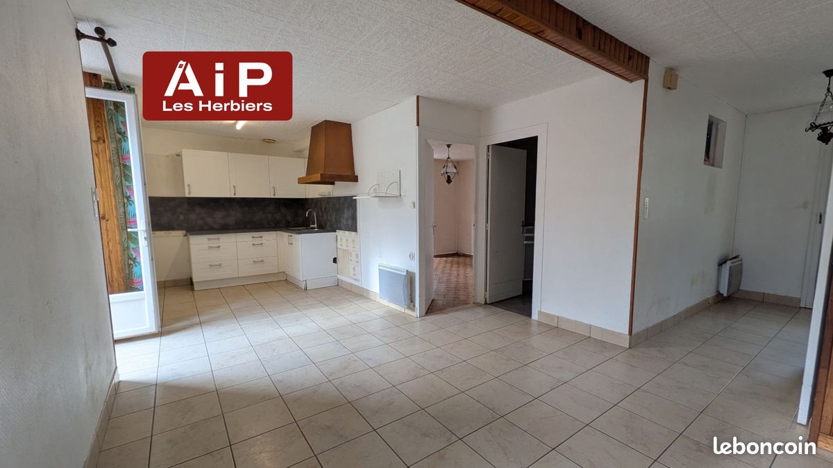 Maison 5 pièces 92 m² · aux Epesses · 92 m² · 97 980 €