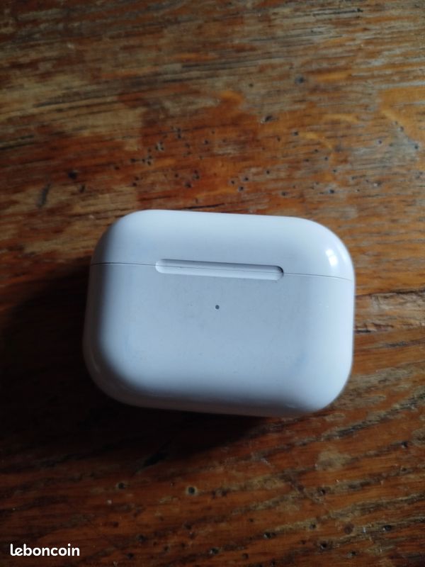 Airpods (image 2)