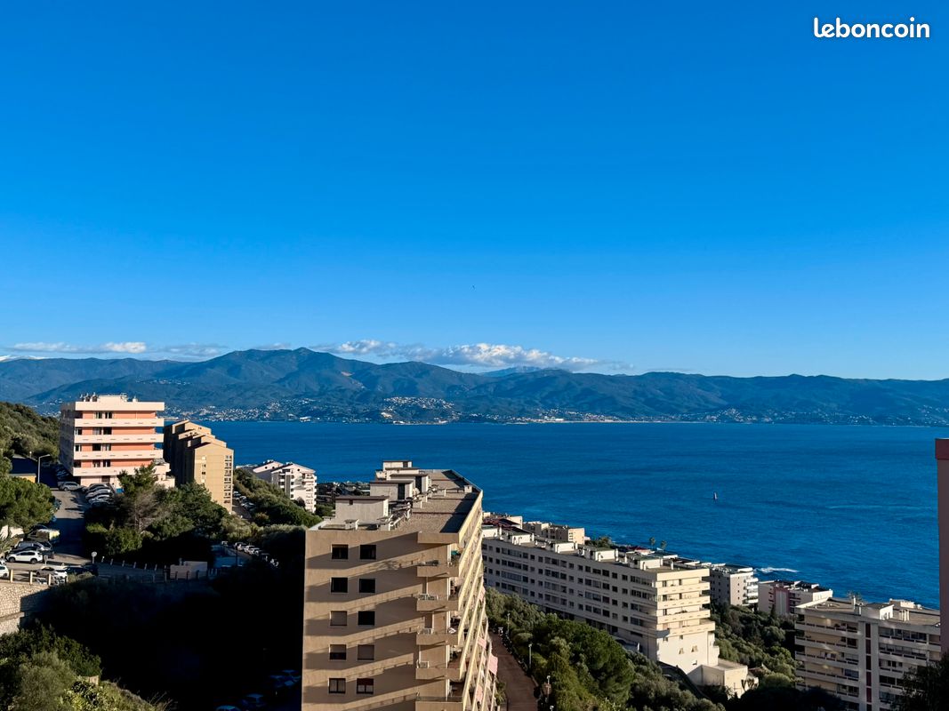 Appartement 4 pièces 97 m² · à Ajaccio · 97 m² · 418 000 €