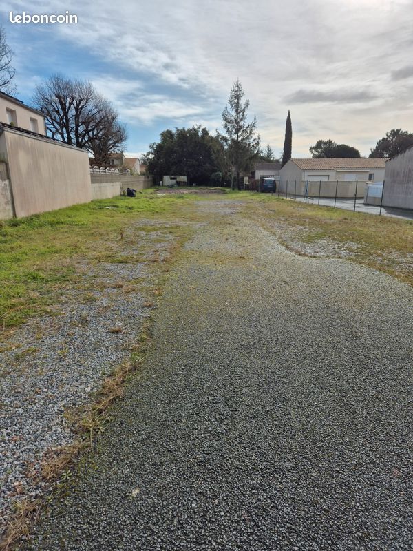 Terrain constructible viabilisé · à La Tremblade · 220 000 €