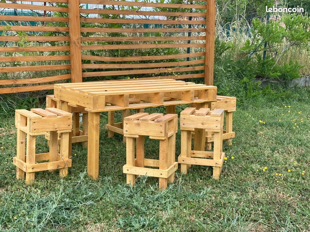 Table basse + tabourets palette en bois (image 1)