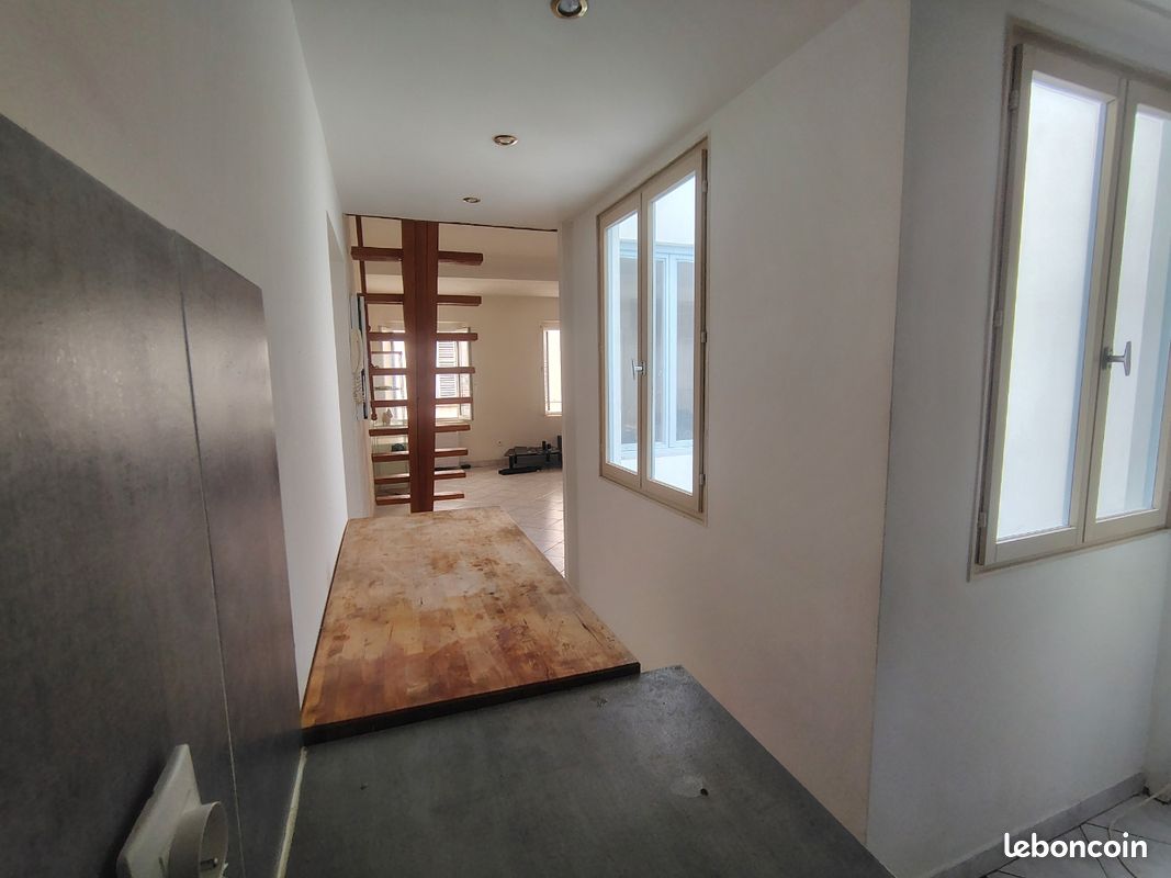 Appartement 2 pièces 45 m² · à Toulon · 45 m² · 690 €/mois