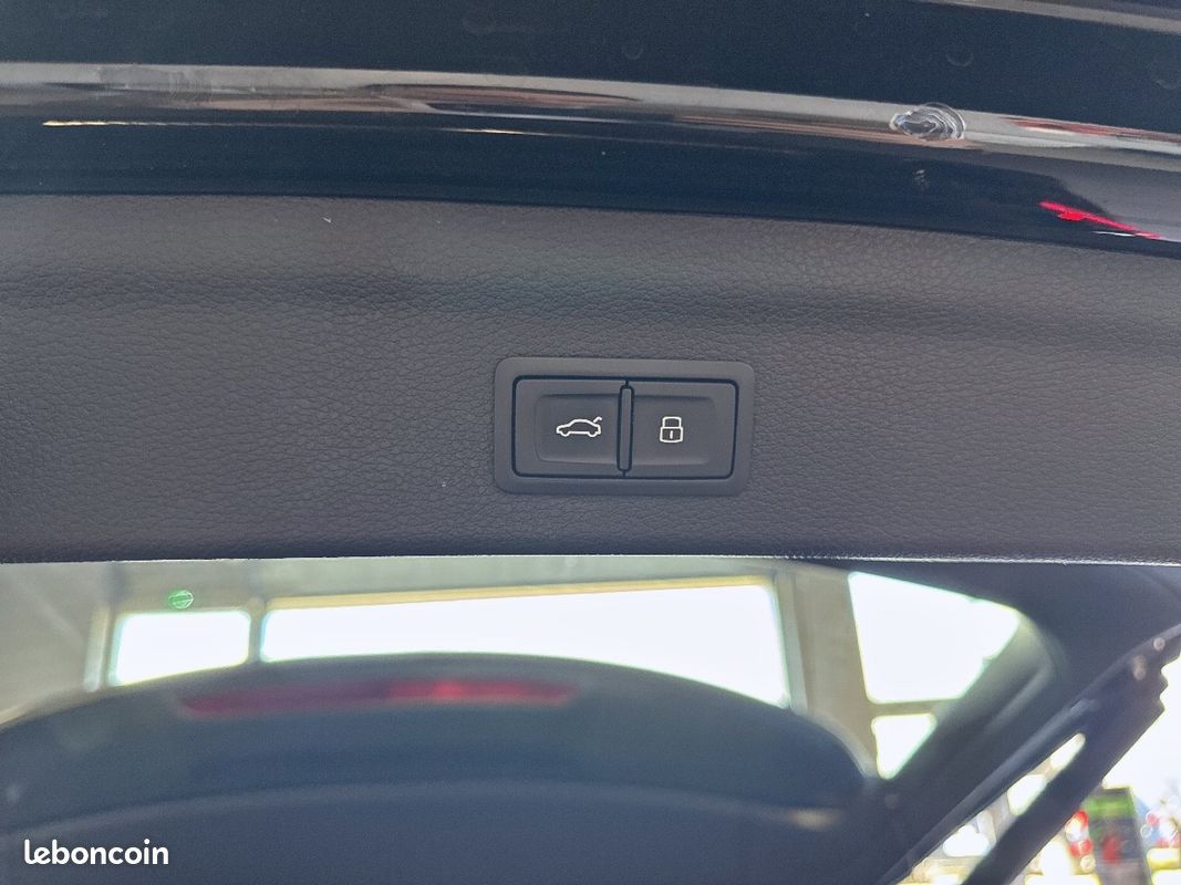 AUDI Q3 35 TDI 150 ch S tronic 7 Quattro S line (image 23)