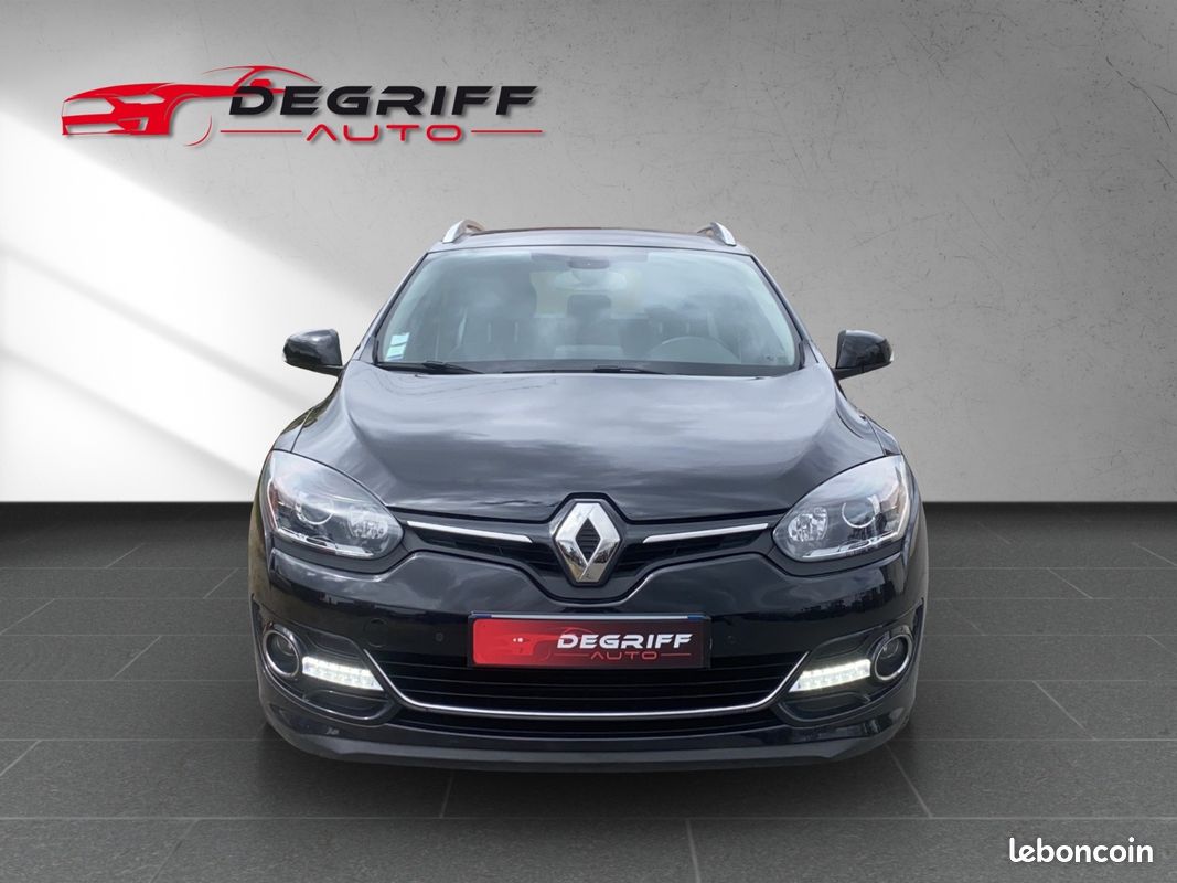 RENAULT MEGANE III ESTATE Estate III TCE 130 Energy eco2 Bose (image 8)