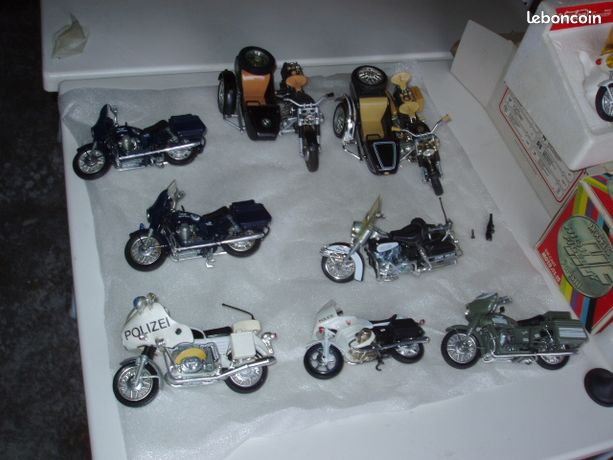 BMW - R 75 Side Car - Polistil - 1/14 - Collection