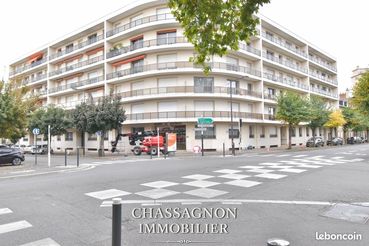 Appartement 3 pièces 74 m² · à Moulins · 74 m² · 162 000 €