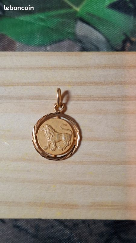 Pendentif Lion Signe Astrologique Or 14 Carats 585 - Petit, Massif, Allemagne