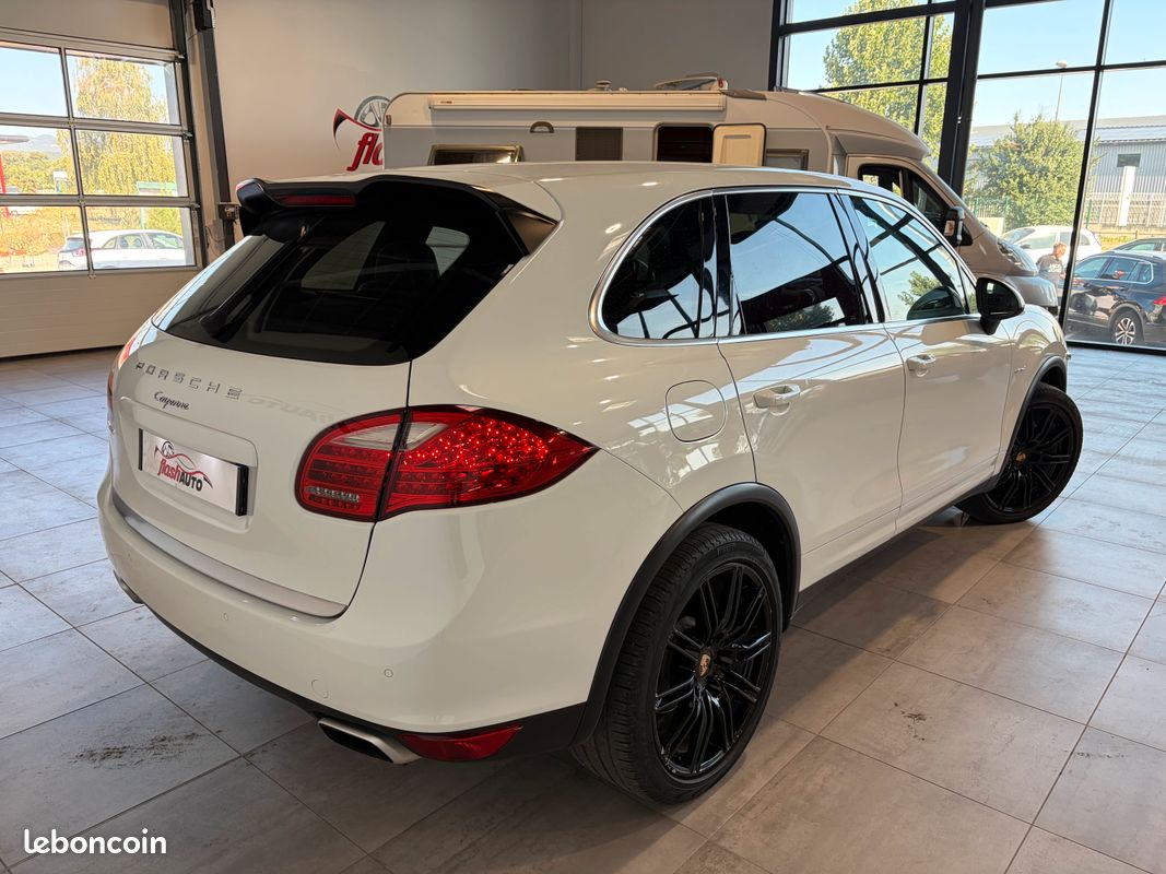 PORSCHE CAYENNE 3.0 TDi V6 TIPTRONIC S 245cv/2013 (image 4)