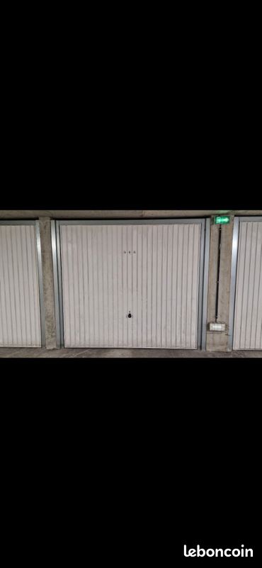 Parking 14 m² · à Villeurbanne · 14 m² · 95 €/mois