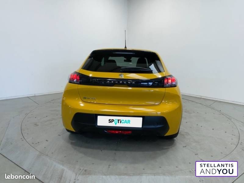 Peugeot 208 Electrique 50 kWh 136ch Style (image 4)