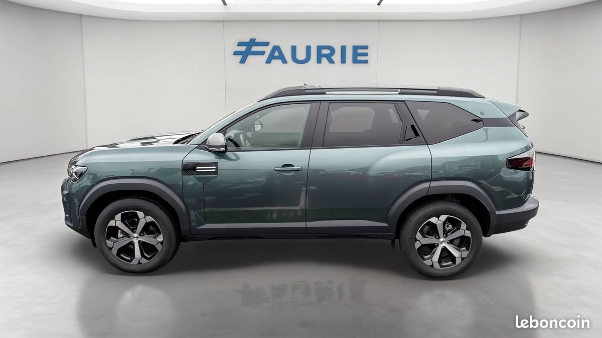 DACIA Bigster Hybrid 155 Journey (image 8)