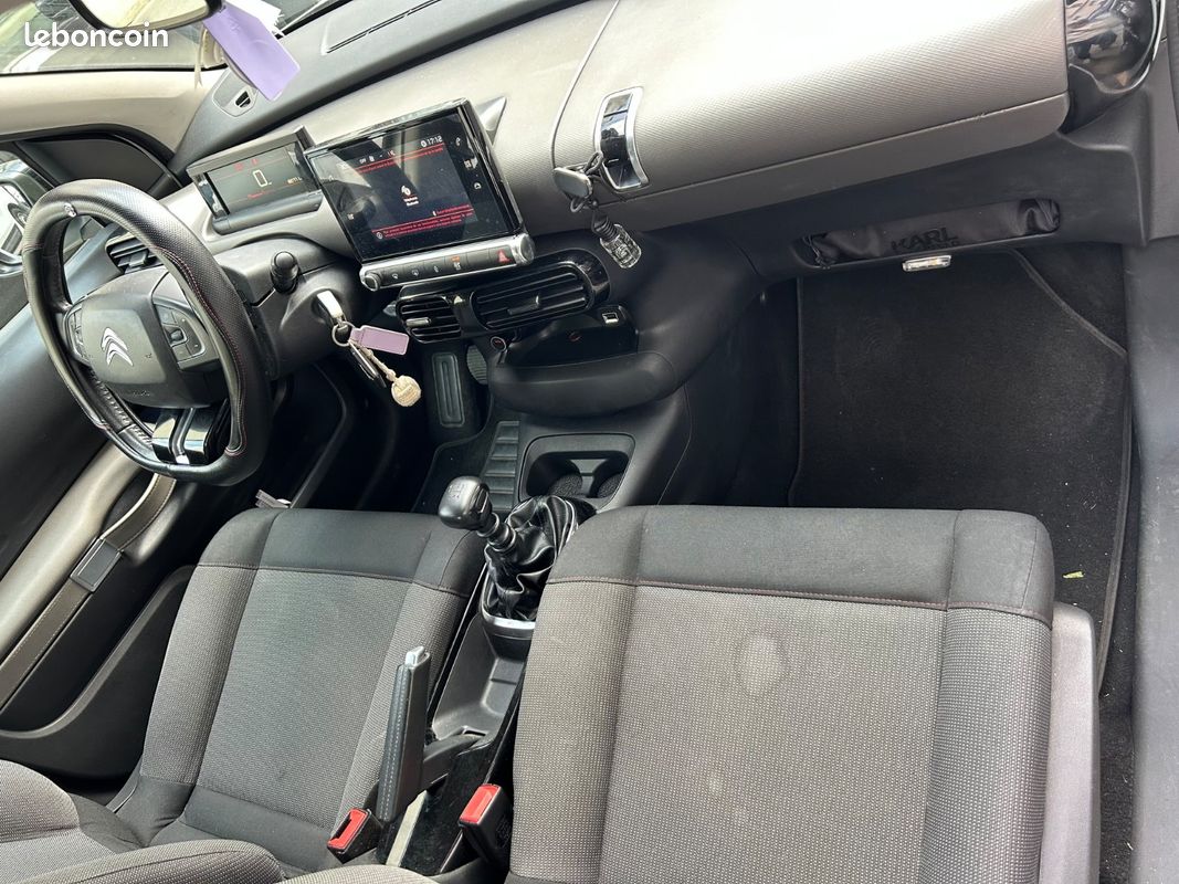 CITROEN C4 CACTUS BlueHDi 100 SS BVM6 Feel / 2ème Main (image 21)