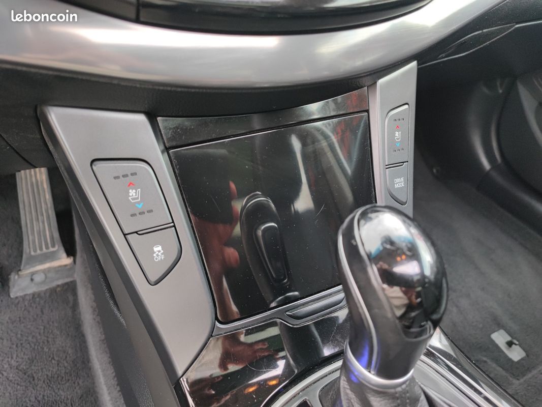 HYUNDAI i40 SW 1.7 CRDi 141 Blue Drive DCT-7 Creative (image 12)