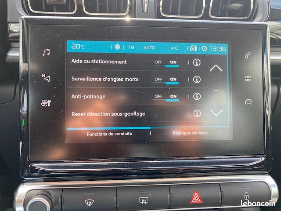 CITROEN C3 ENTREPRISE 1.2i 12V - 82 - FEEL + CARPLAY/ANDROID AUTO + GPS + CAMERA (image 17)