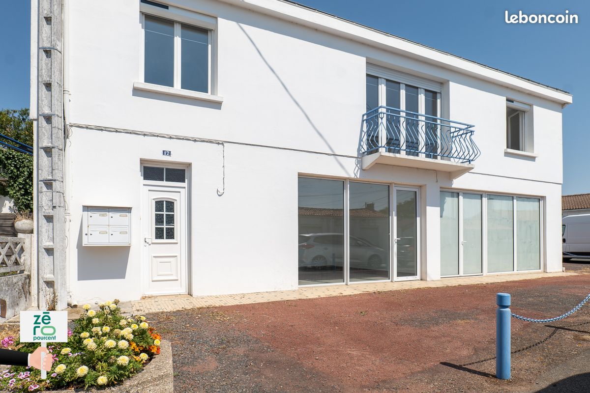 Maison 7 pièces 293 m² · à L'Aiguillon-la-Presqu'Île · 293 m² · 377 900 €