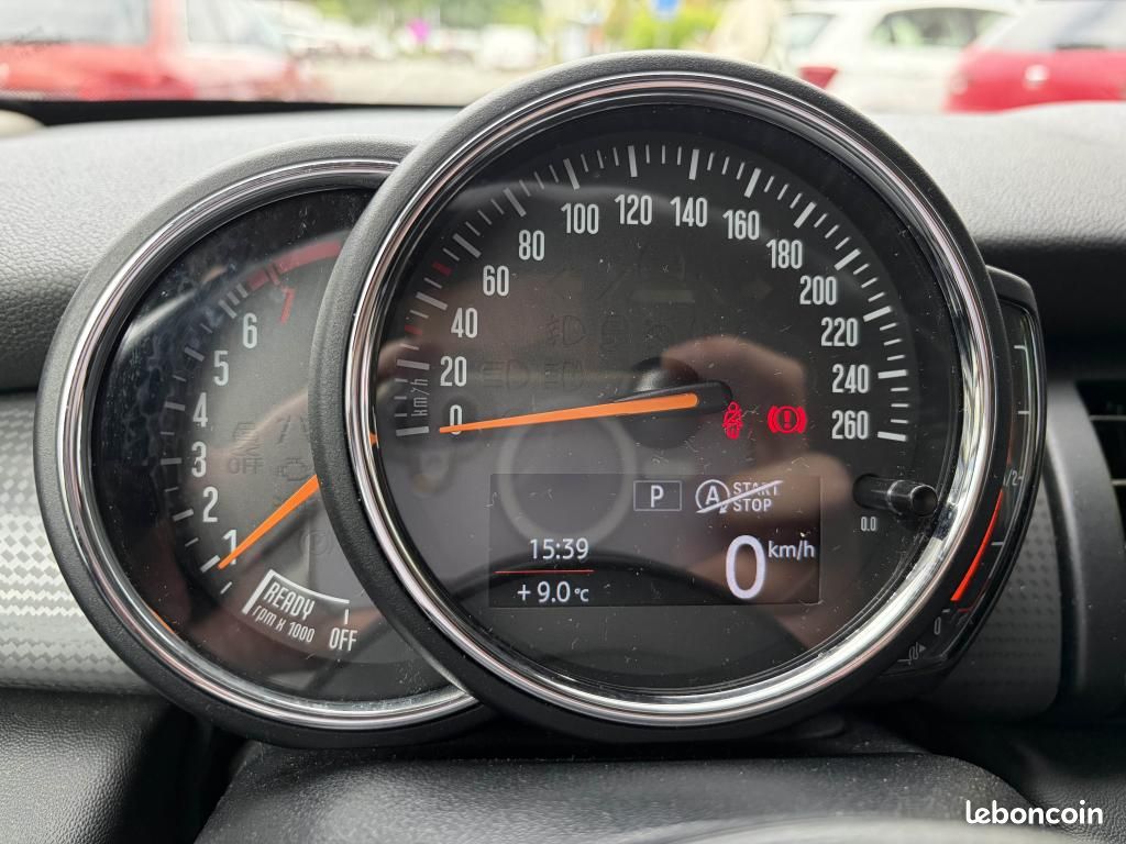 MINI MINI 1.5i 136CH BVA 5P F55 LCI Cooper Business Design PHASE 2 / Caméra / CarPlay (image 27)