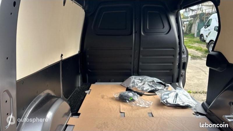 Renault Kangoo Van Véhicule utilitaire ou Société L2 E-Tech AC22/DC80 Extra -24 (image 14)