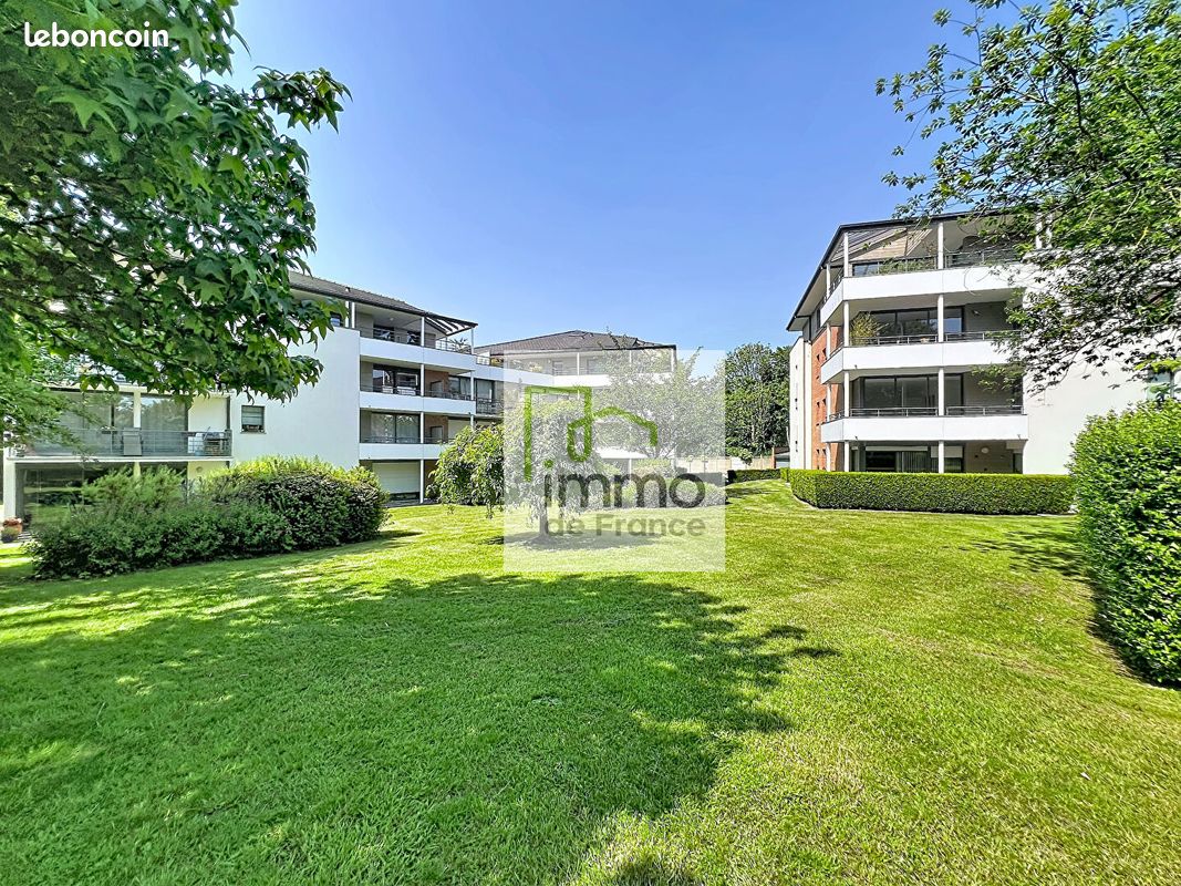 Appartement 4 pièces 102 m² · à Tourcoing · 102 m² · 277 000 €