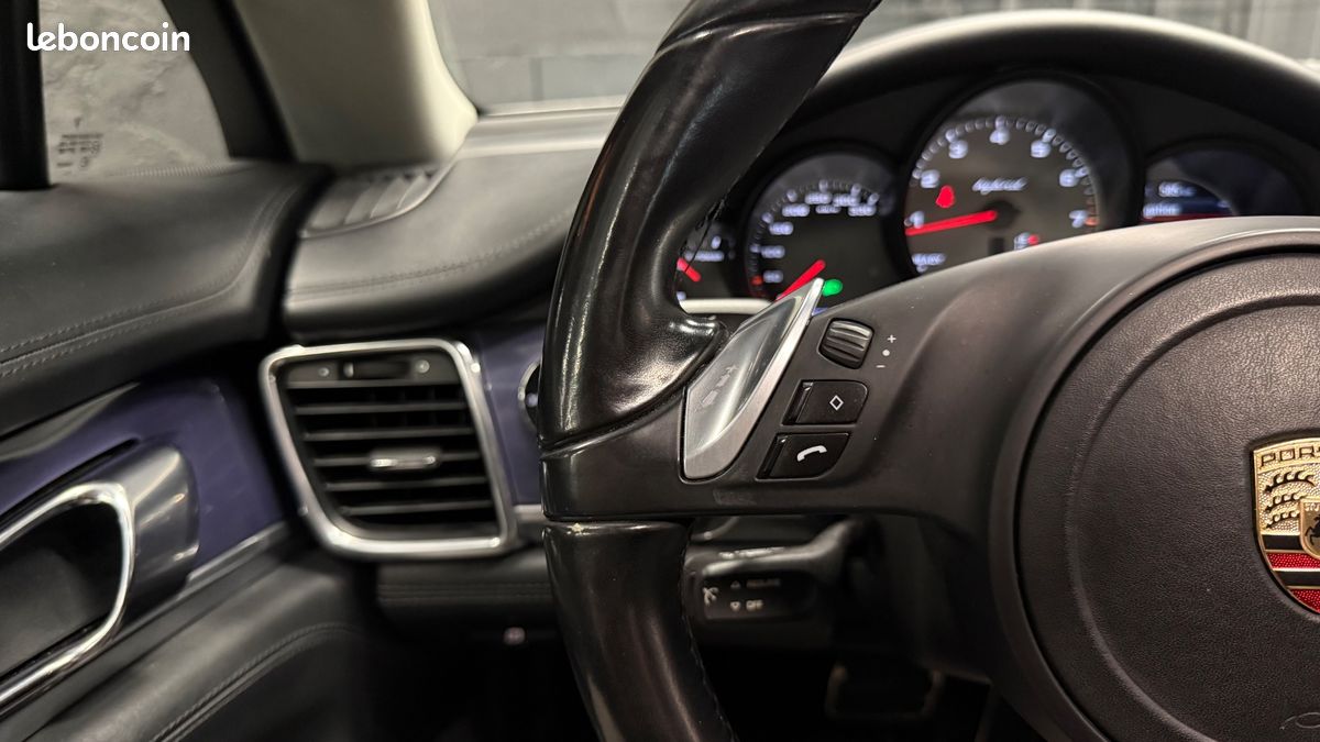 PORSCHE PANAMERA S HYBRID BVA / PACK CHRONO / TOIT OUVRANt (image 33)