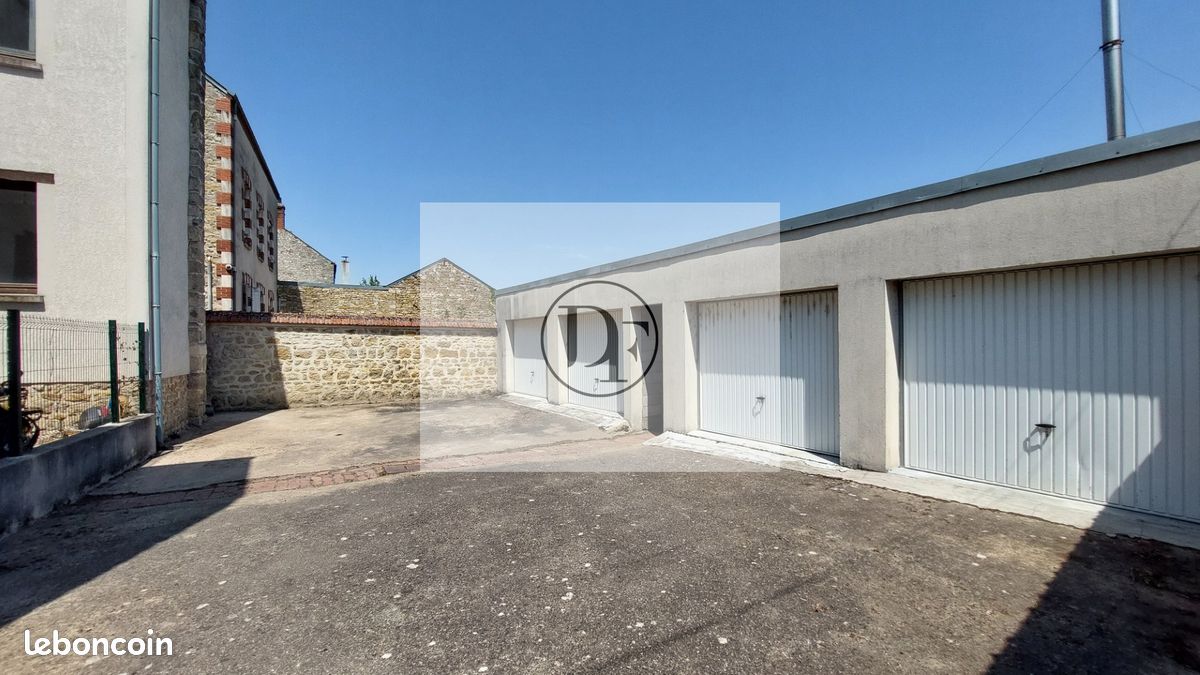 Parking/box Pithiviers · 55 000 €