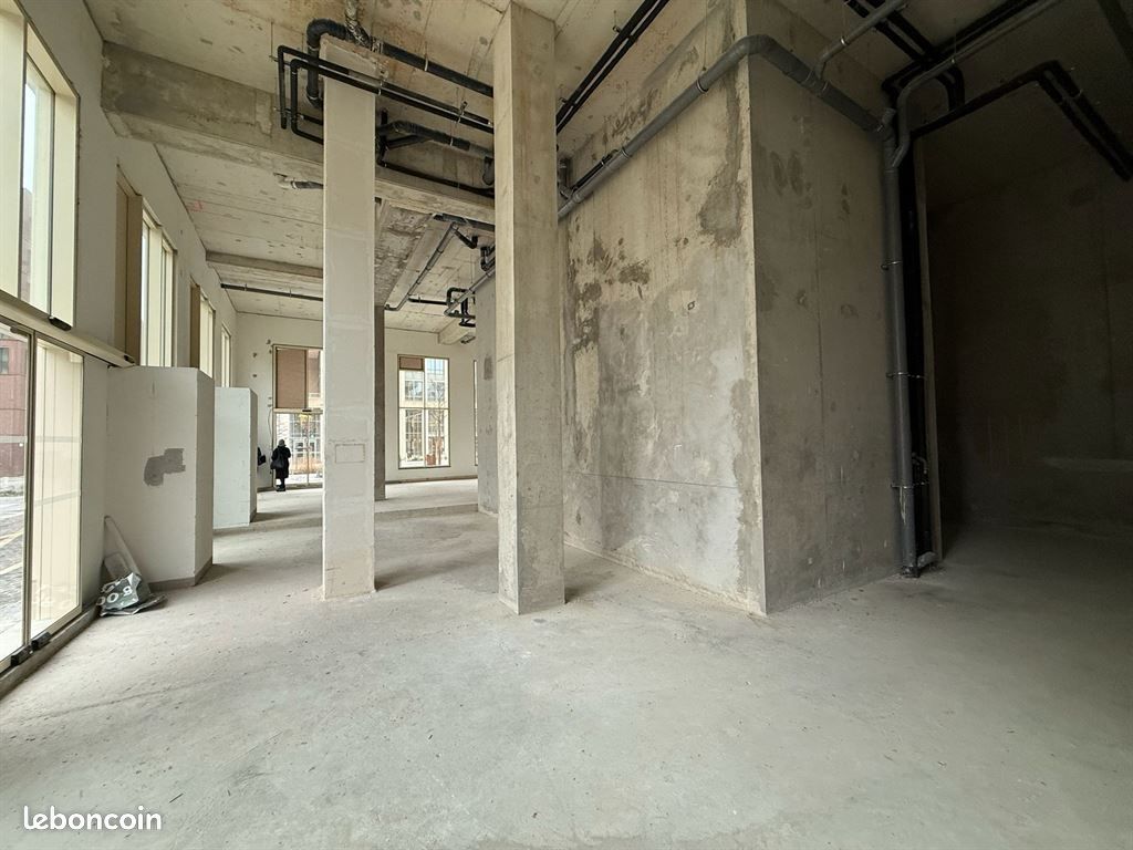 Boutique 199 m² ST OUEN SUR SEINE (image 4)