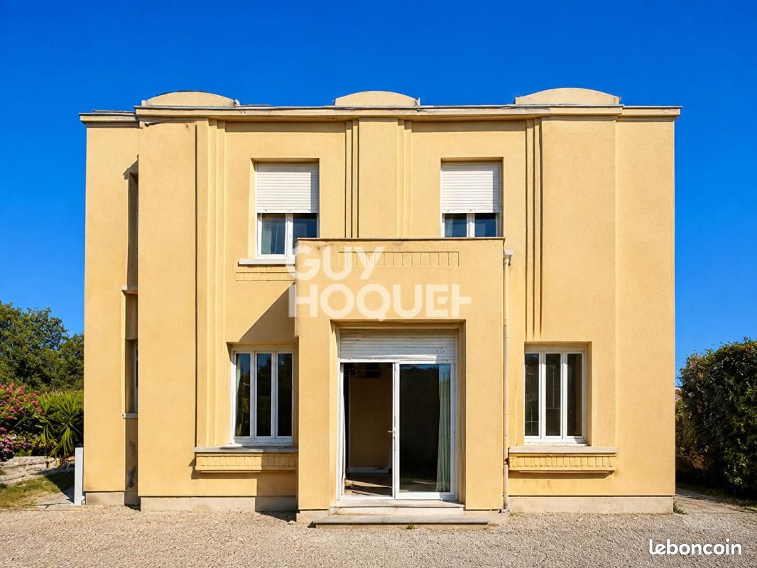 Maison 8 pièces 220 m² · à Aigne · 220 m² · 690 000 €
