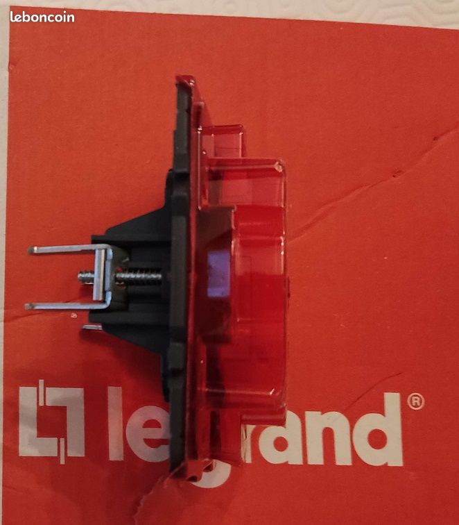 Support Griffes Neptune Legrand – Neuf – Pour Installation électrique