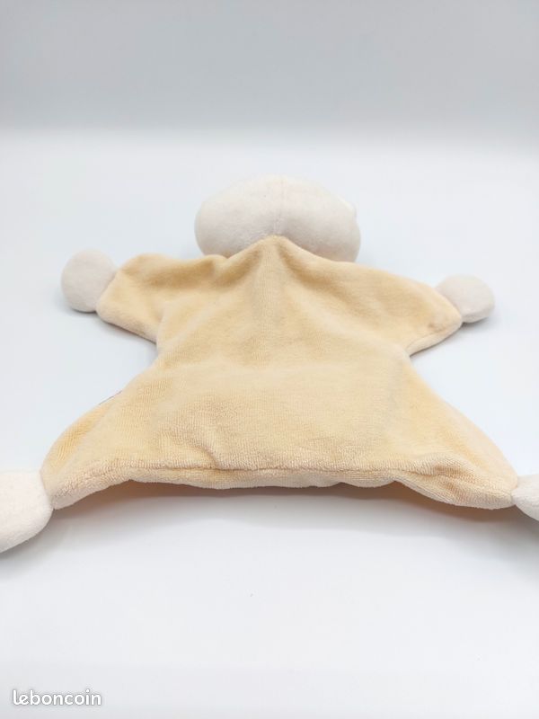 Mc pyjama lapin peluche | poupees | jouéclub