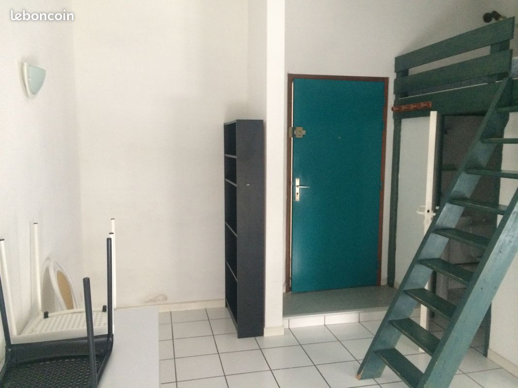 Appartement 1 pièce 18 m² · à Grenoble · 18 m² · 530 €