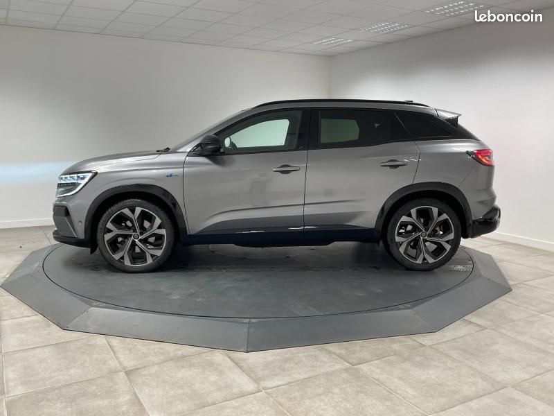 Renault Austral 1.2 E-Tech full hybrid 200ch Iconic esprit Alpine- 24 (image 30)