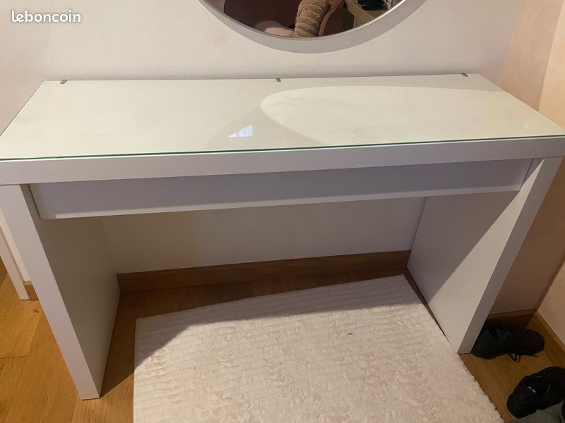 Bureau blanc (image 1)