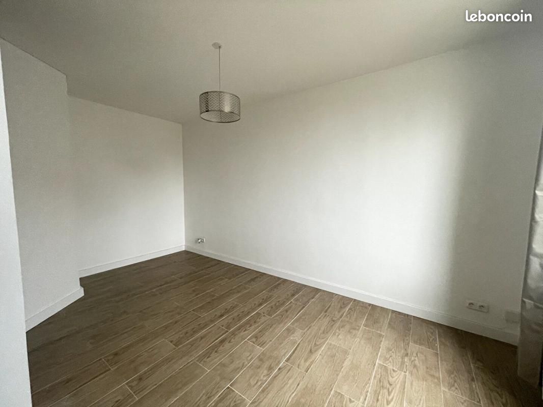 Appartement a louer villemomble - 1 pièce(s) - 18 m2 - Surfyn